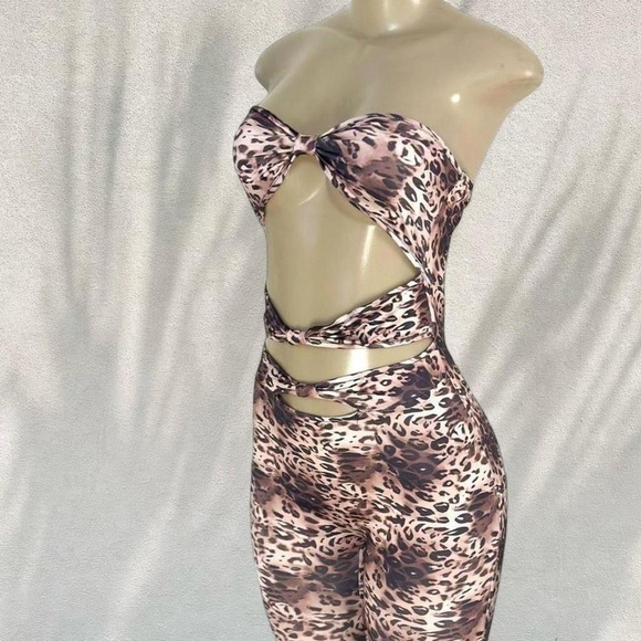 Leopard Print Cut-Out Jumpsuit | Strapless Bodycon 🐆✨ - Picture 4 of 5